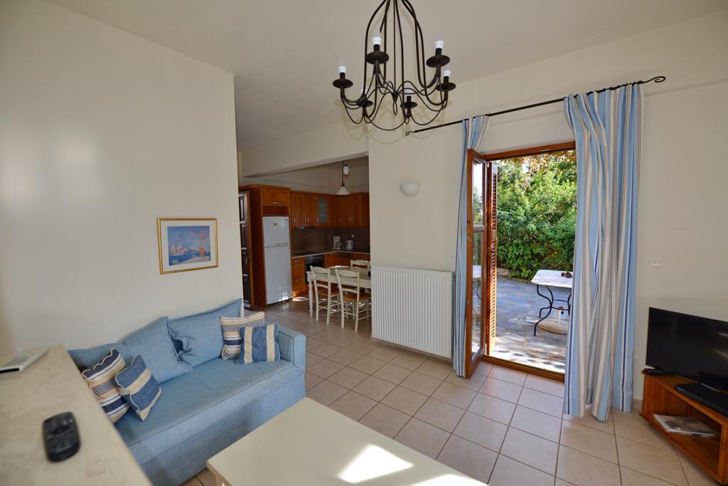 Anastasia Apartments Stoupa Exterior photo