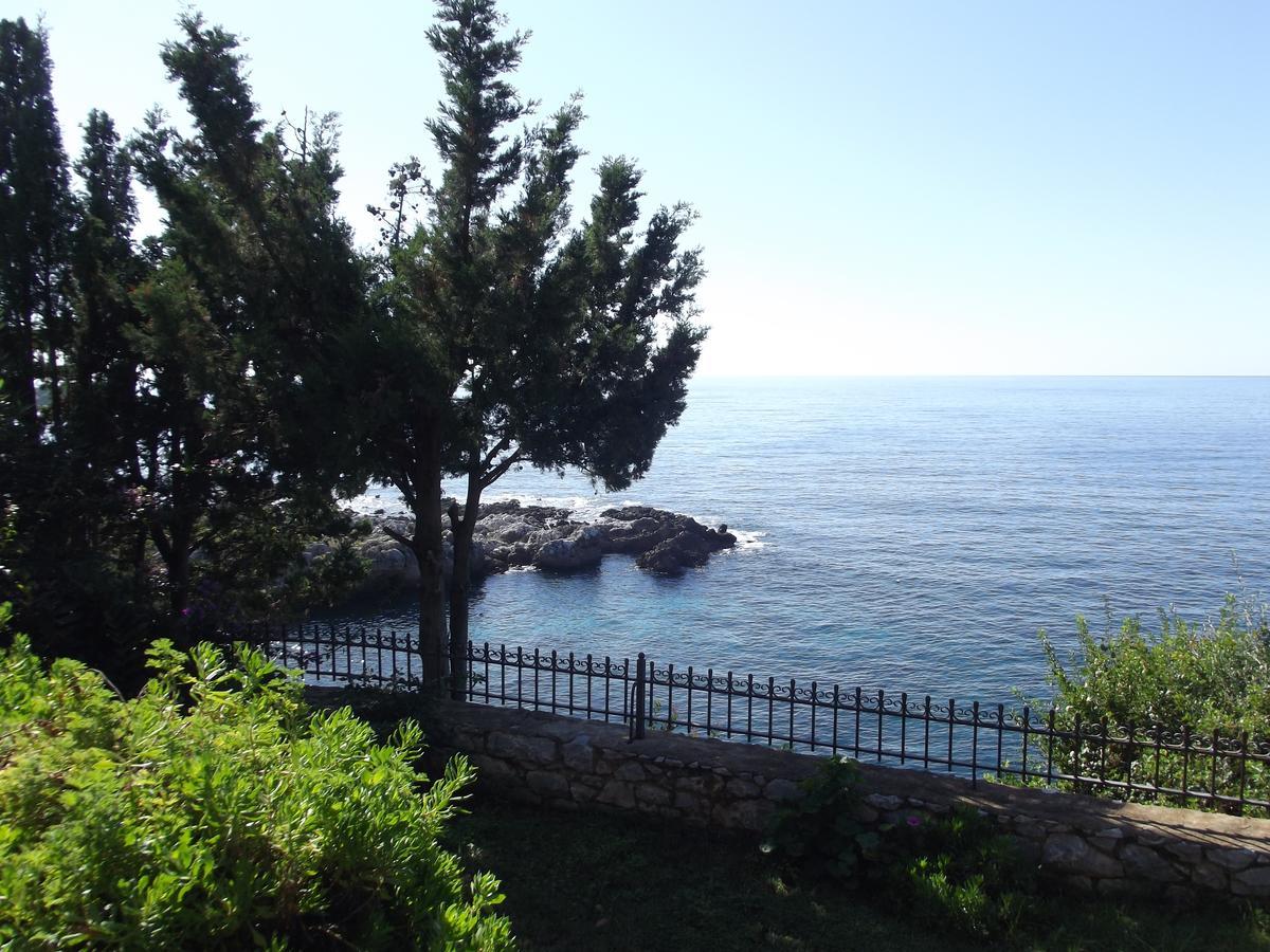 Anastasia Apartments Stoupa Exterior photo